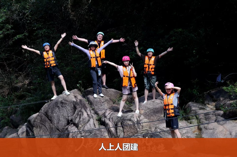 9d4b70d116c9718090b4e15569ceeaa2-watermarked.jpg